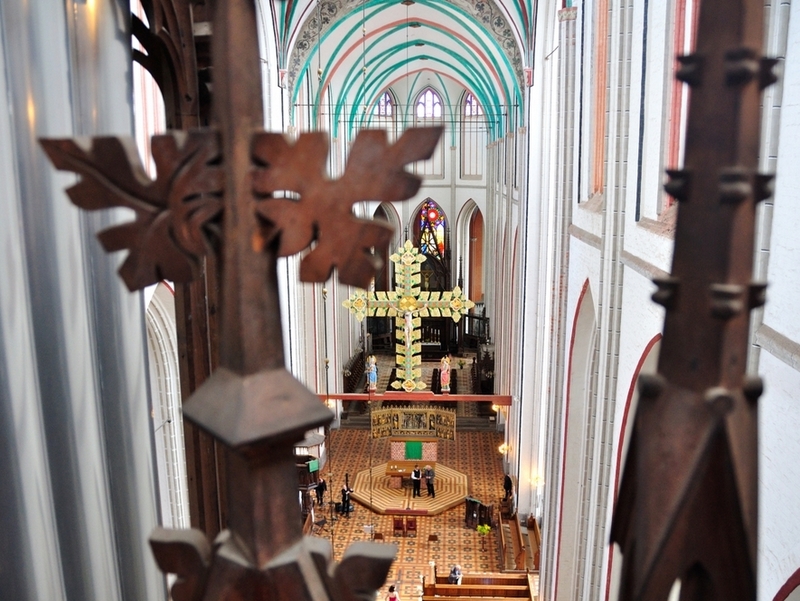 widok z pomostu organowego