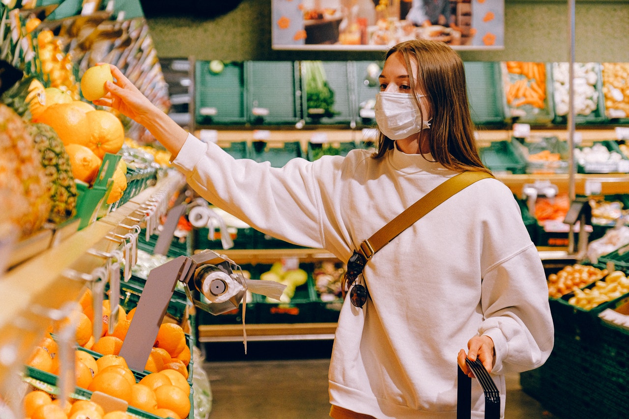 zakupy maseczka sklep market - Anna Shvets - Pexels