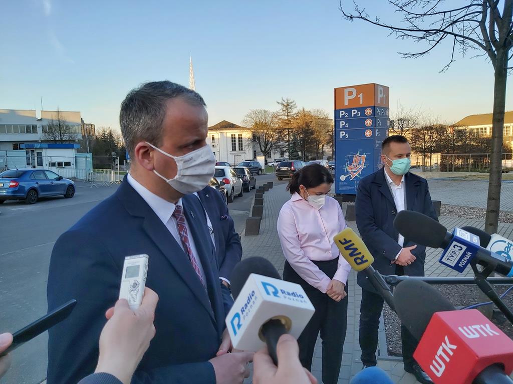 konferencja brak tlenu szpital mtp - Krzysztof Polasik