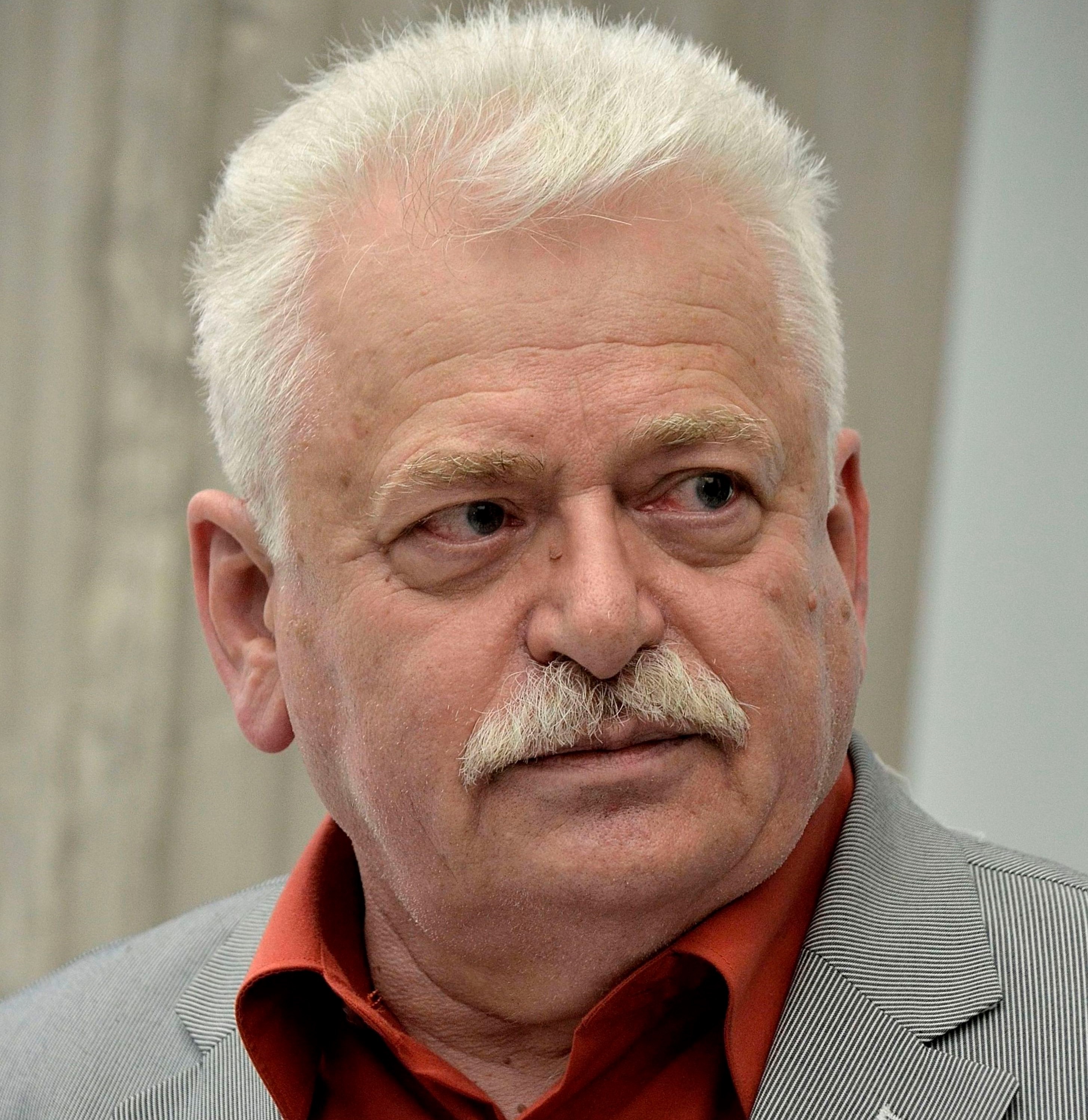 prof. Romuald Szeremietiew - Autorstwa Adrian Grycuk - Praca własna, CC BY-SA 3.0 pl, https://commons.wikimedia.org/w/index.php?curid=43311149