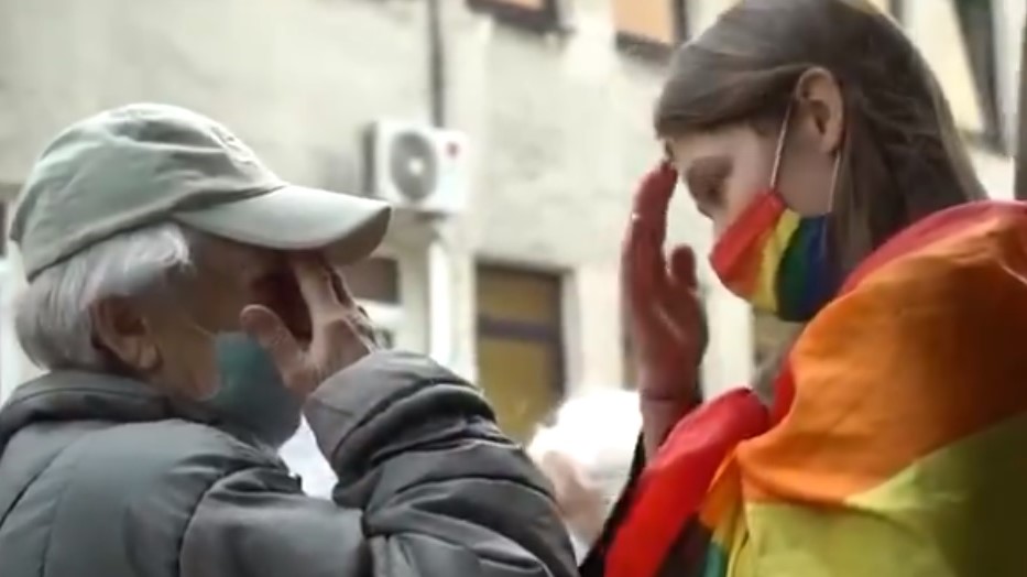 staruszka i aktywiska lgt warszawa - Screen: Radio Maryja