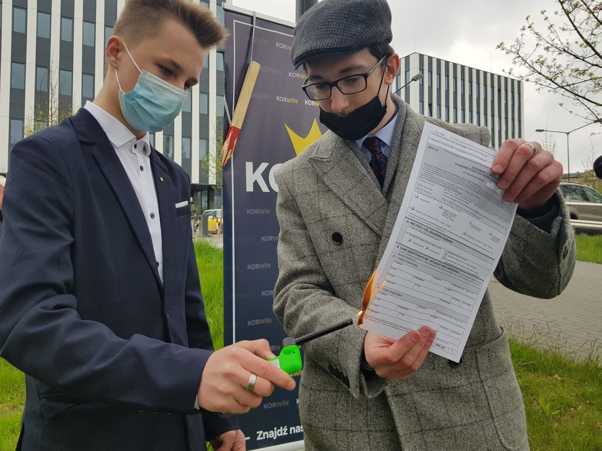 partia korwin pali pit - Hubert Jach