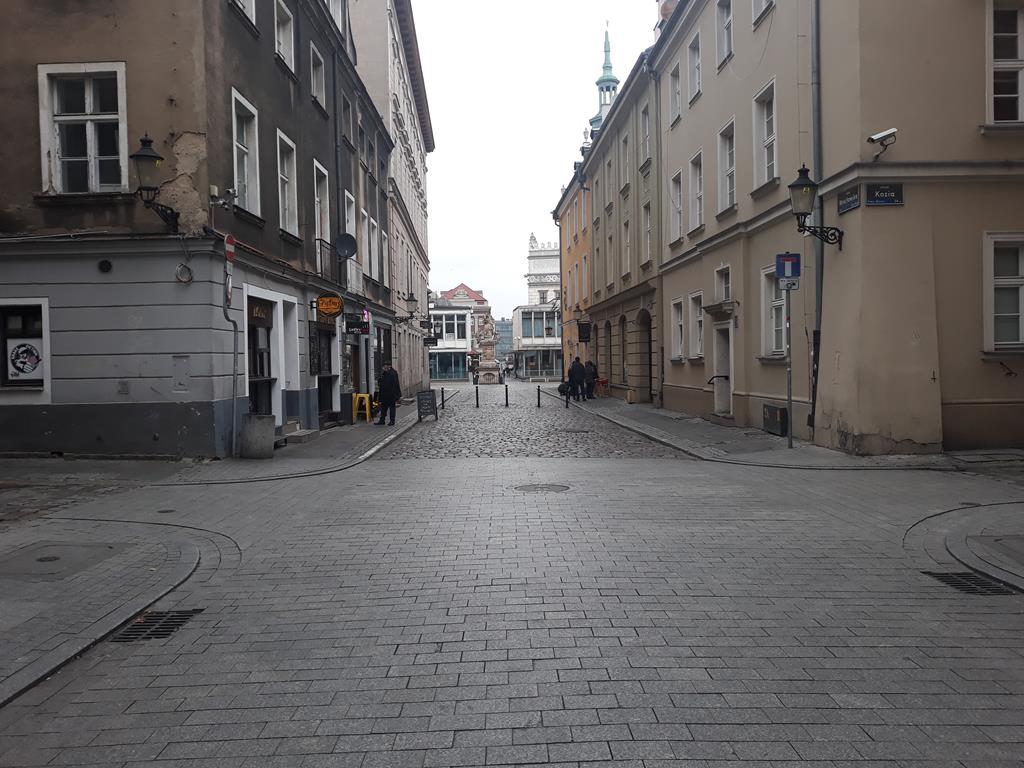 bruk rynek poznań stare miasto  - K. Zaworska