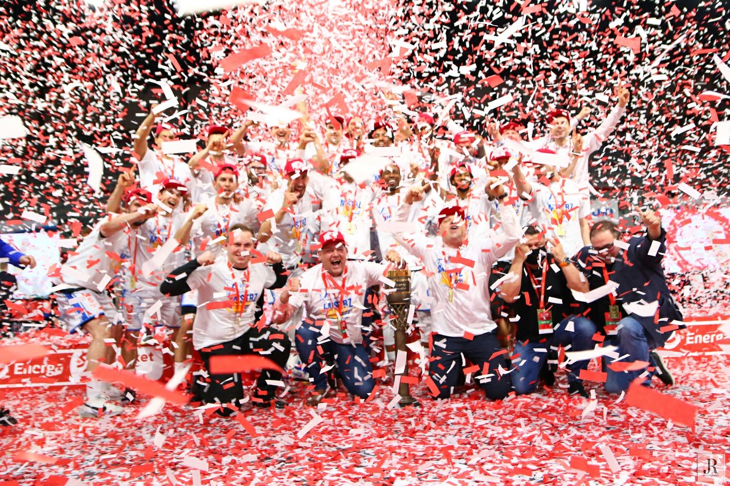 stan złoto koszykówka - Arged BM SLAM Stal