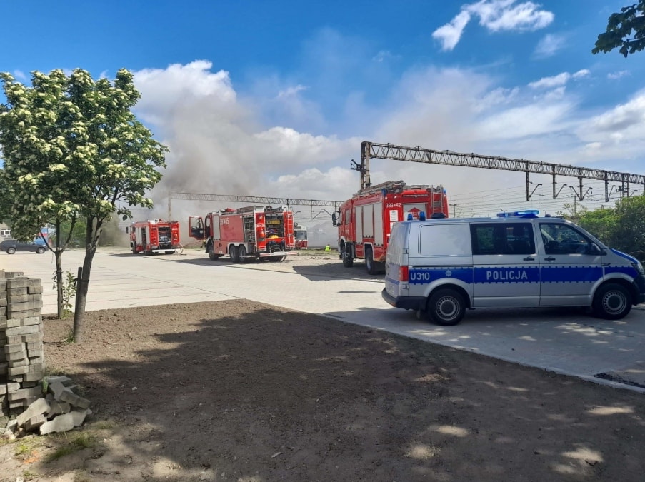 pociąg polregio w lesznie - Ochotnicza Straż Pożarna Leszno-Gronowo