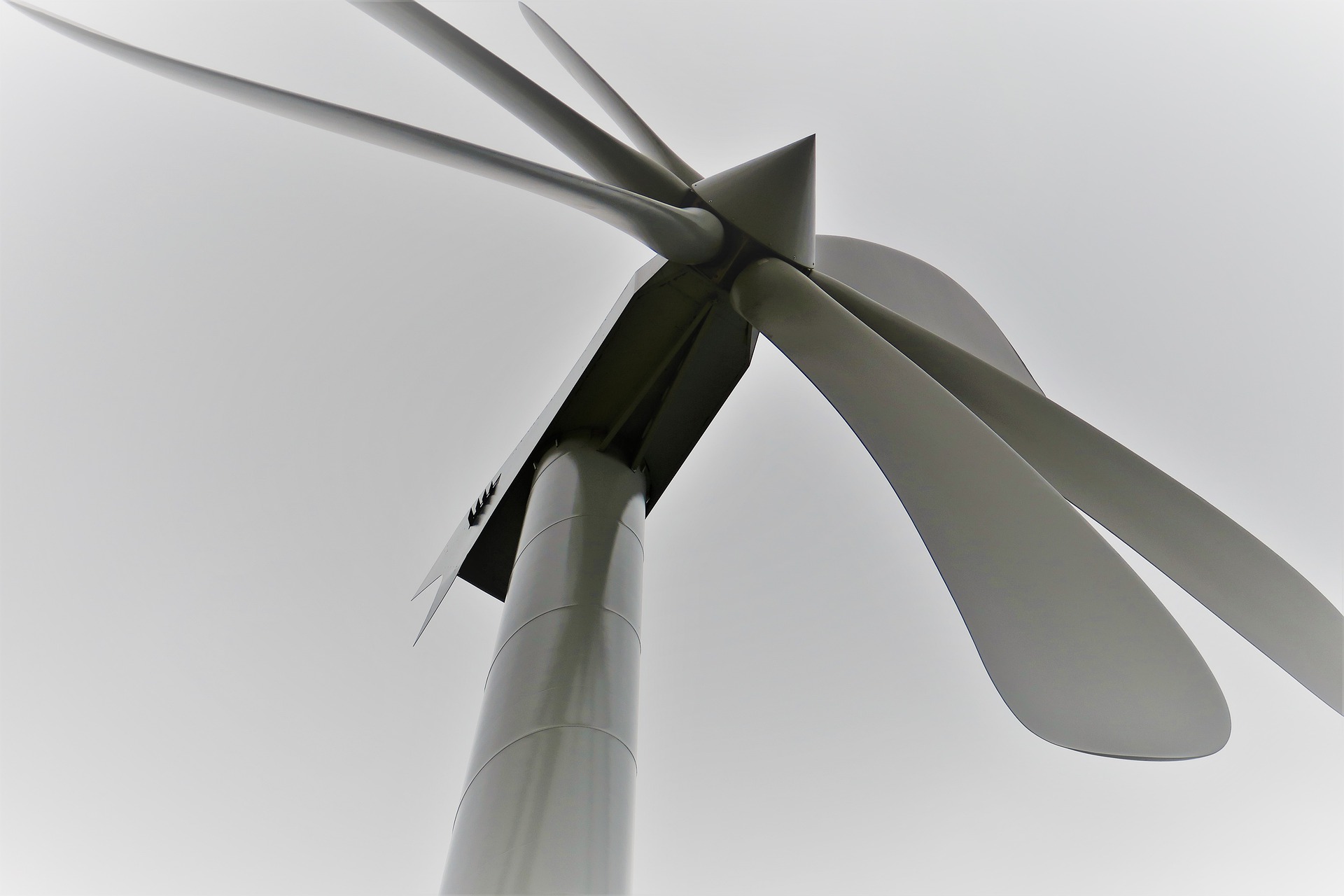 elektrownia wiatrowa wiatrak prąd śmigło - Pixabay