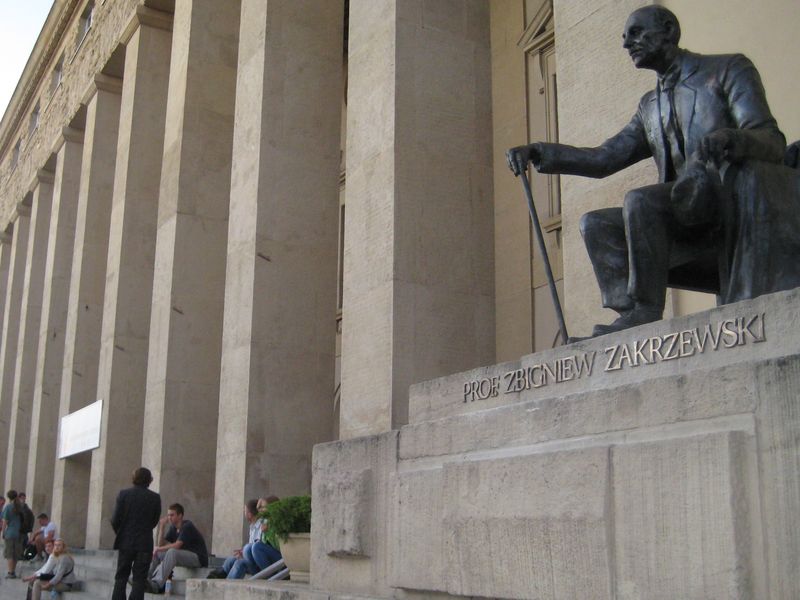 Pomniki profesorów UEP - Jacek Butlewski