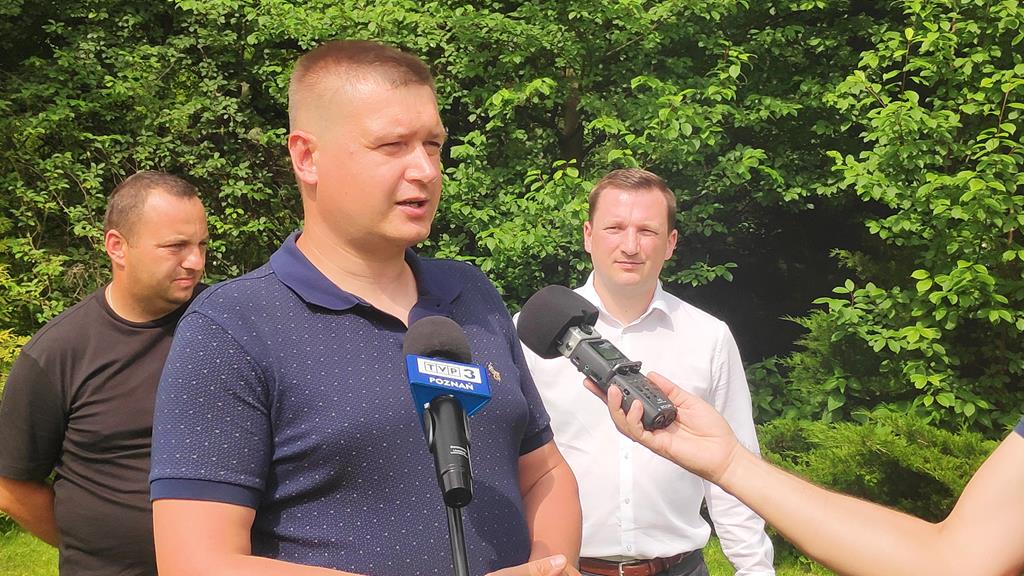 marcin porzucek pis - Przemysław Stochaj