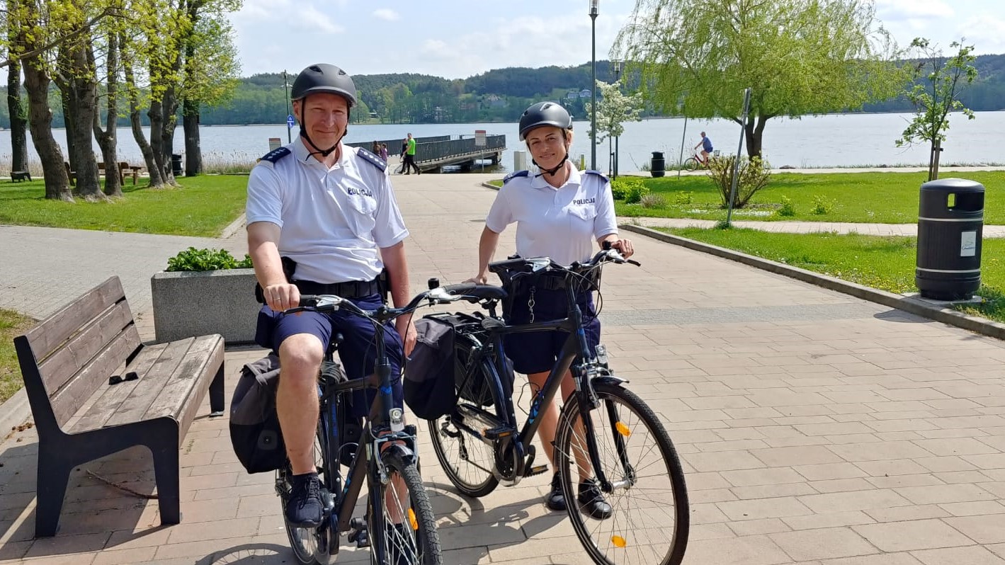 patrole rowerowe chodzież  - KPP Chodzież 
