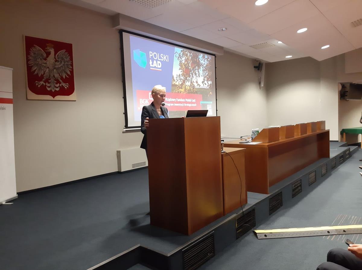 Profil facebookowy Jadwigi Emilewicz