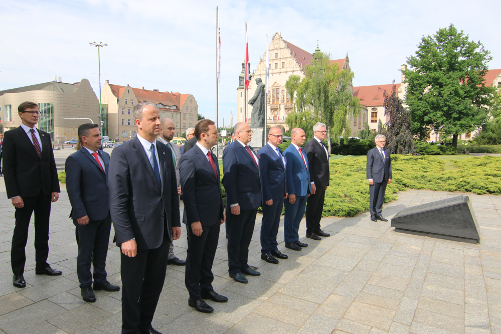 czerwiec 56 ministrowie msz v4 grupa wyszehradzka - Leon Bielewicz - Radio Poznań