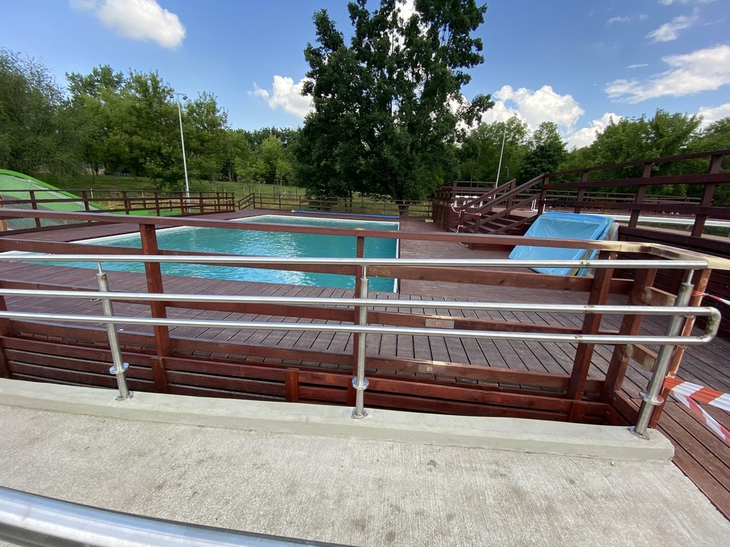 baseny letnie na osiedle ustronie gniezno  - UM Gniezno