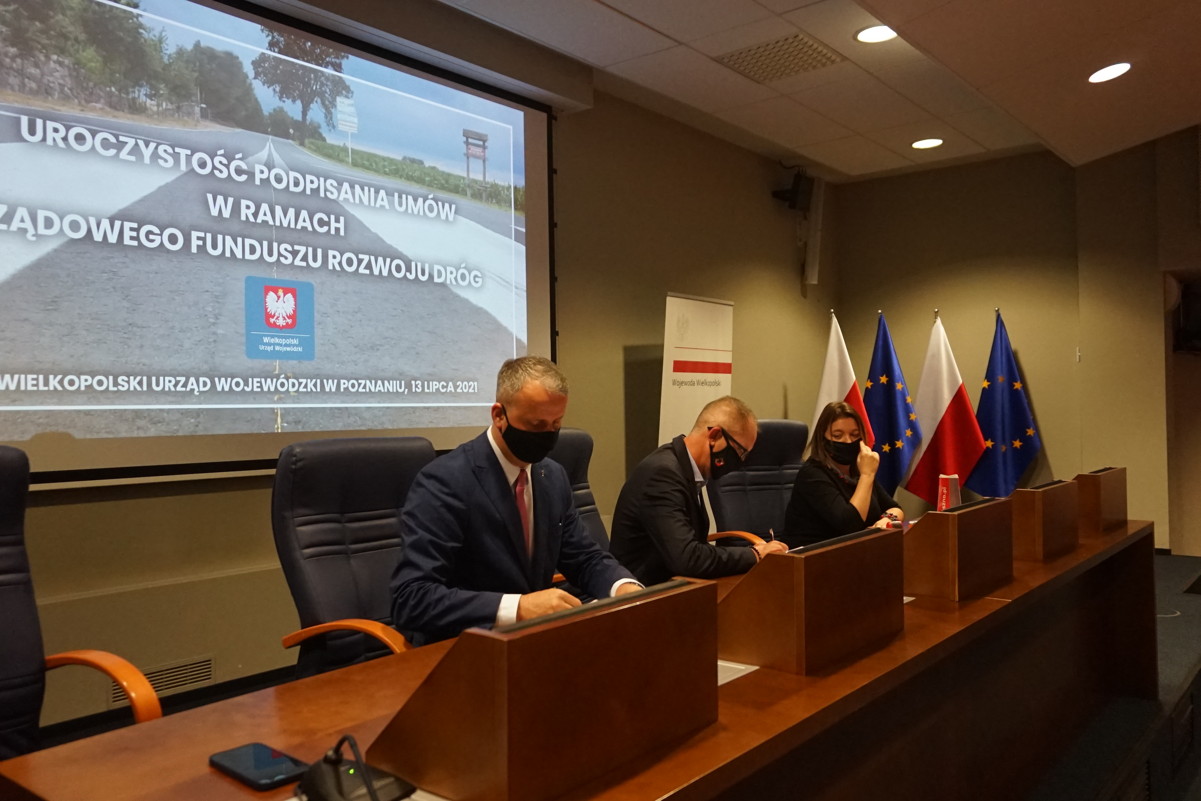 Rządowy Fundusz Rozwoju Dróg podpisanie umów  - WUW