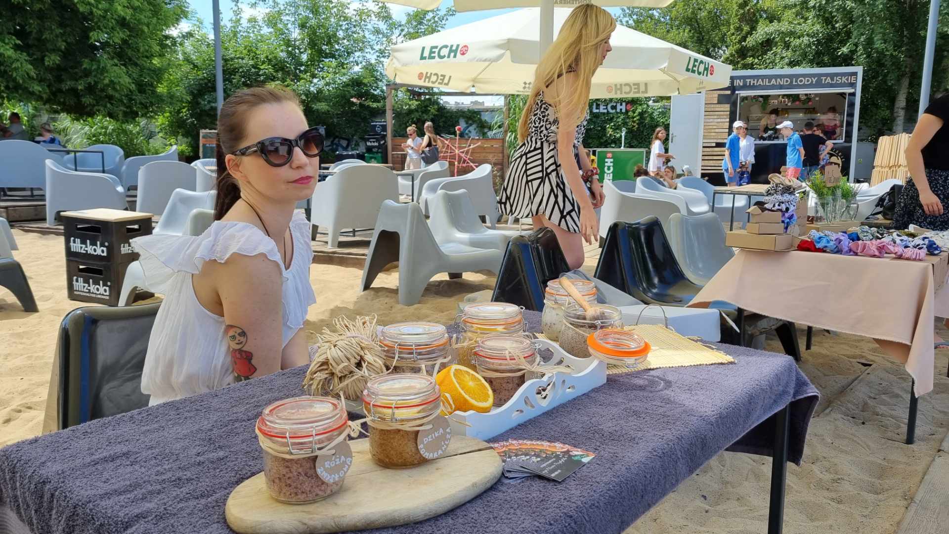  Targowisko Różności  - Magdalena Konieczna