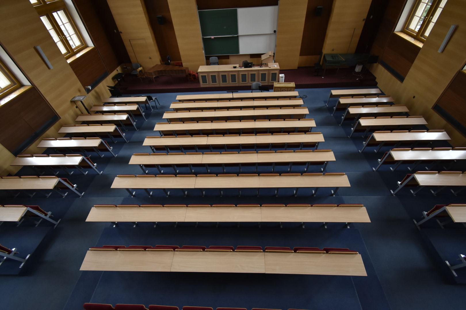 uam wnętrze studia studenci studiowanie  - Wojtek Wardejn