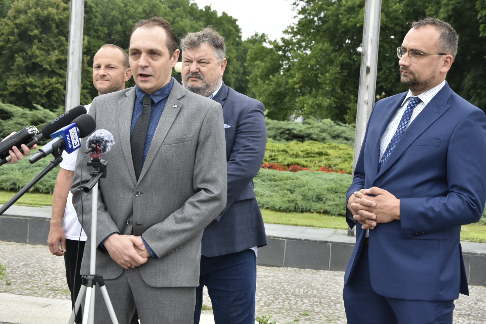 konferencja lockdown konfederacja  - Wojtek Wardejn