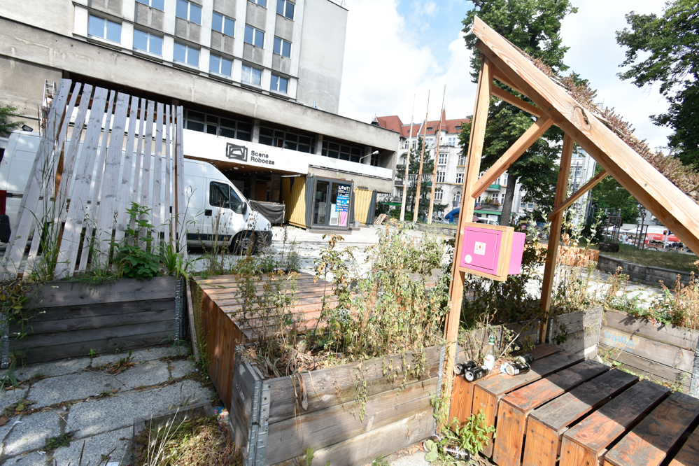 dawne kino olimpia bałagan scena robocza  - Wojtek Wardejn