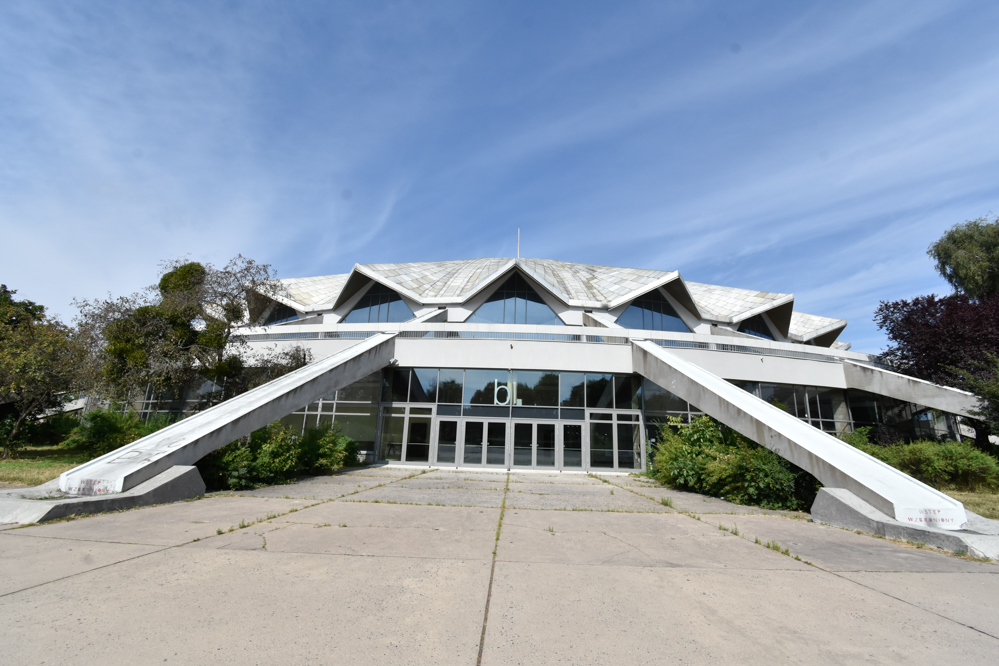 hala arena remont wstrzymany - Wojtek Wardejn - Radio Poznań