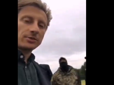 franciszek sterczewski skanuje twarz granica  - Maciej Stańczyk - Twitter