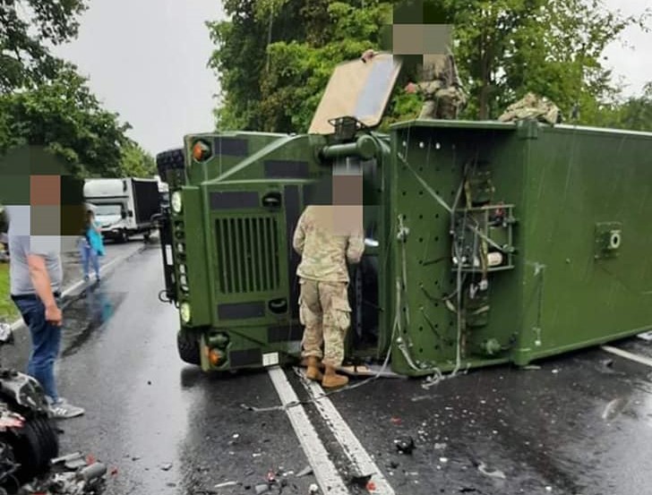 wypadek amerykańskiej ciężarówki pod piłą  - FB: Wasze Media