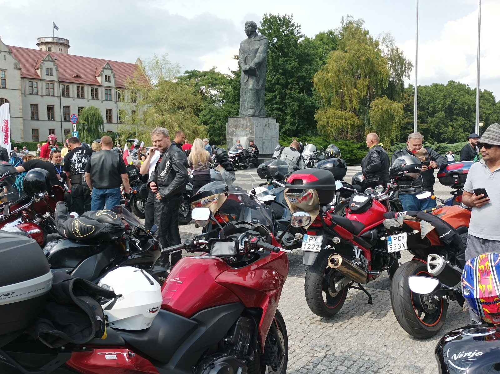 parada motocykle - Leon Bielewicz