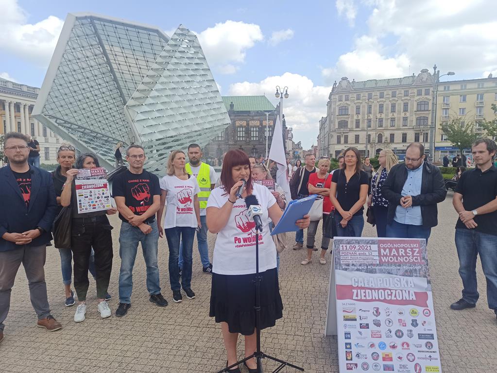 justyna socha stop nop - Bartosz Garczyński