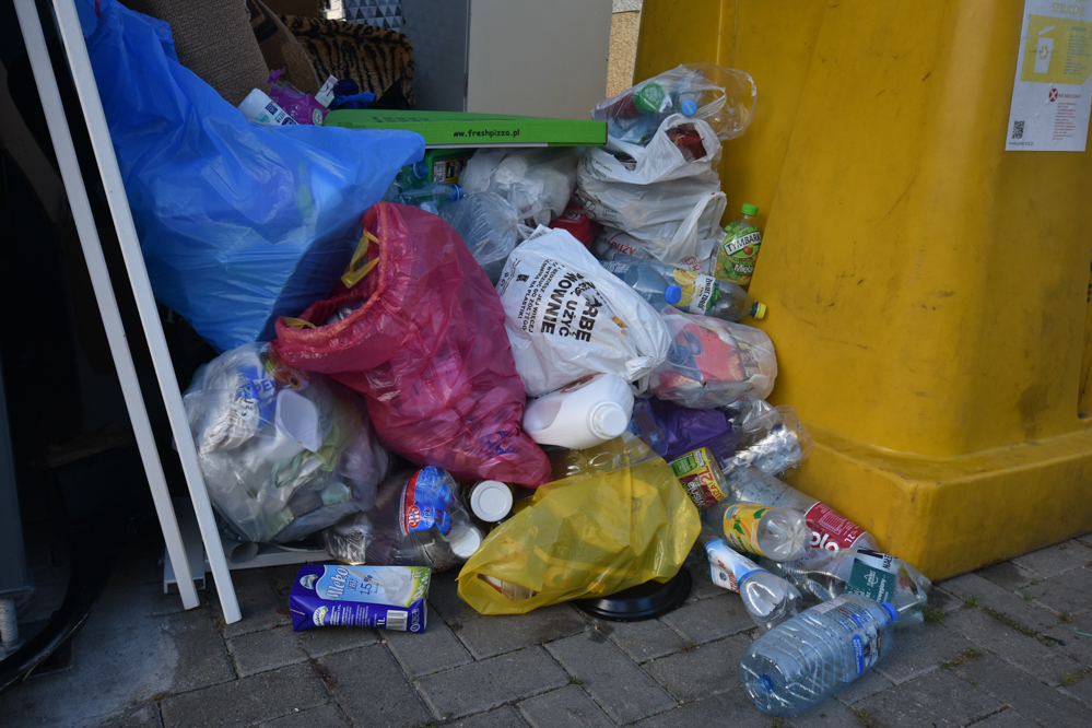 śmieci kubły goap kosze - Wojtek Wardejn - Radio Poznań