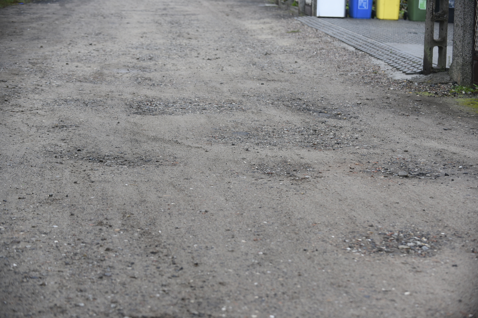 droga gruntowa droga nieutwardzona wyboje dziury stefańskiego - Wojtek Wardejn - Radio Poznań