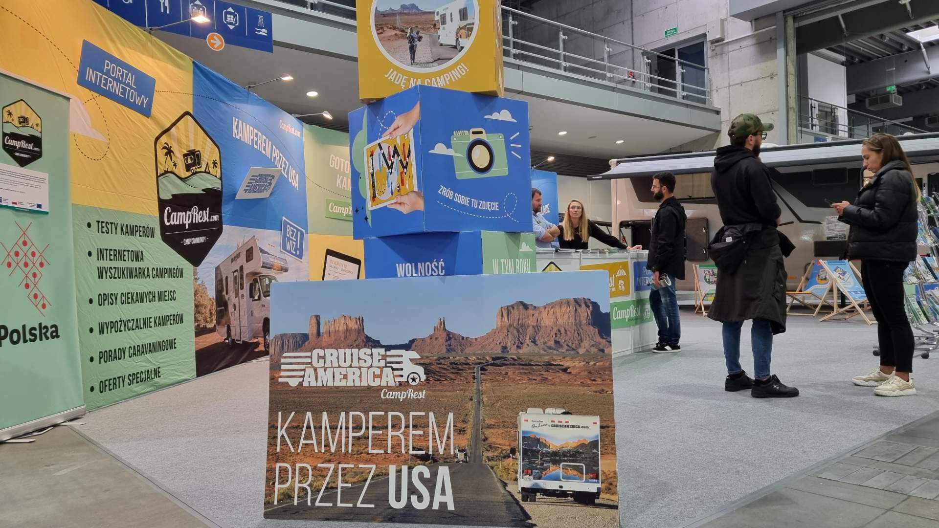 tour salon - Magdalena Konieczna 