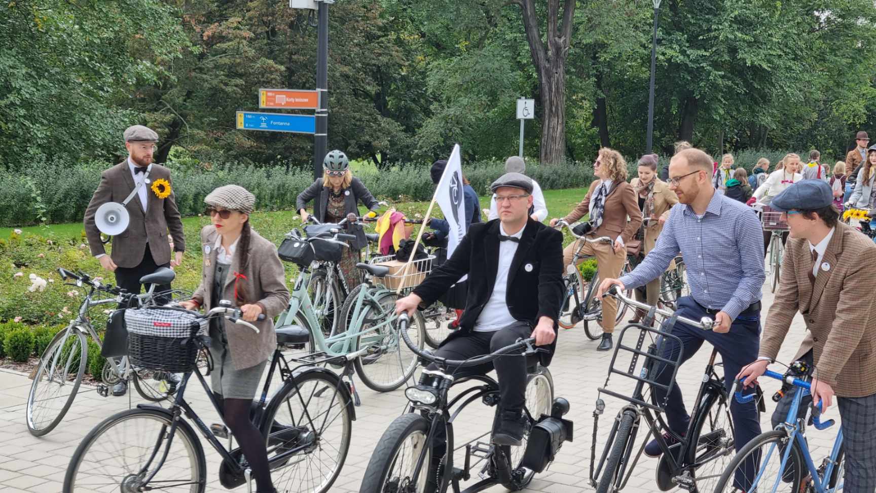 tweed ride poznań 2021 - Magdalena Konieczna - Radio Poznań