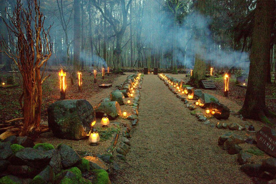 cmentarz leśników zdrojowa góra -  Jarosław Ramucki - Nadleśnictwo Zdrojowa Góra