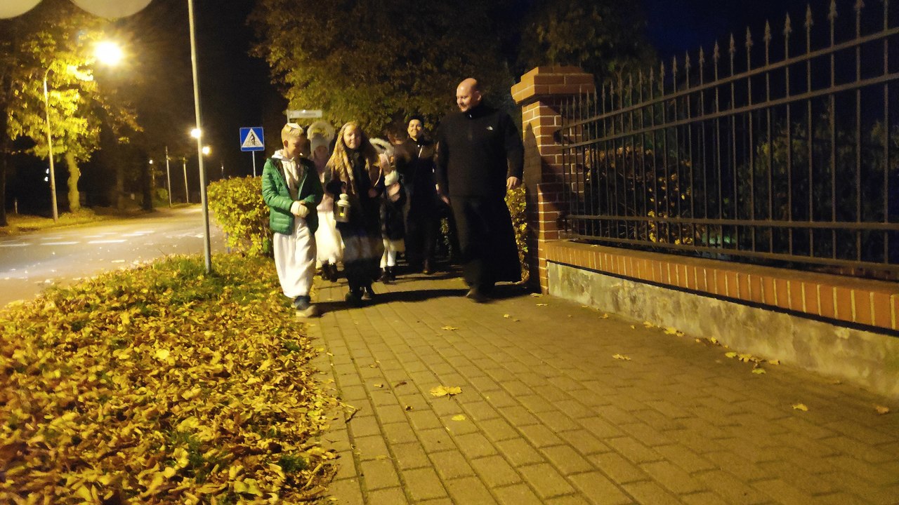 korowód wszystkich świętych - Przemysław Stochaj - Radio Poznań