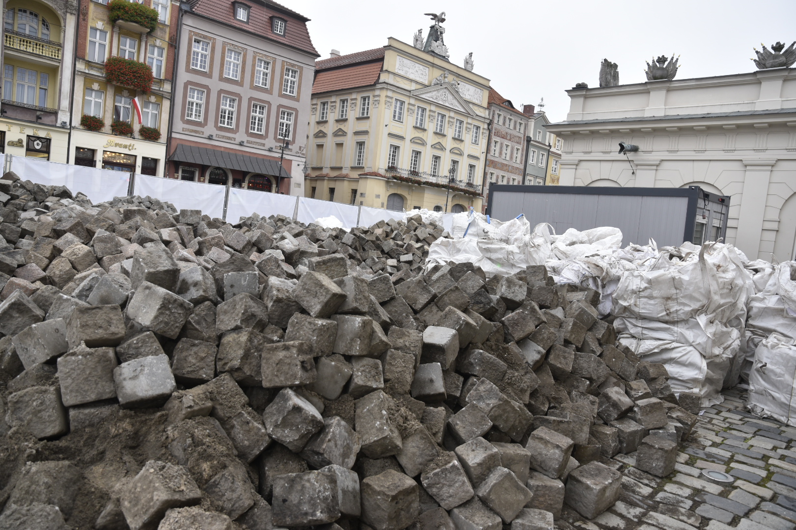 wykopki stary rynek prace remontowe remont płyty - Wojtek Wardejn - Radio Poznań