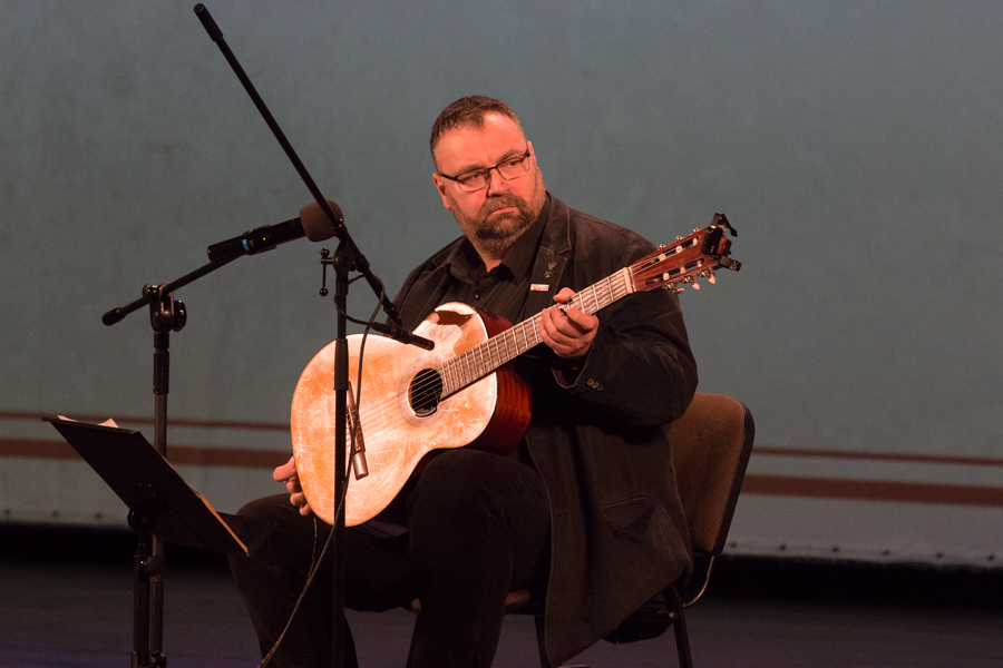 Paweł Piekarczyk - Leon Bielewicz