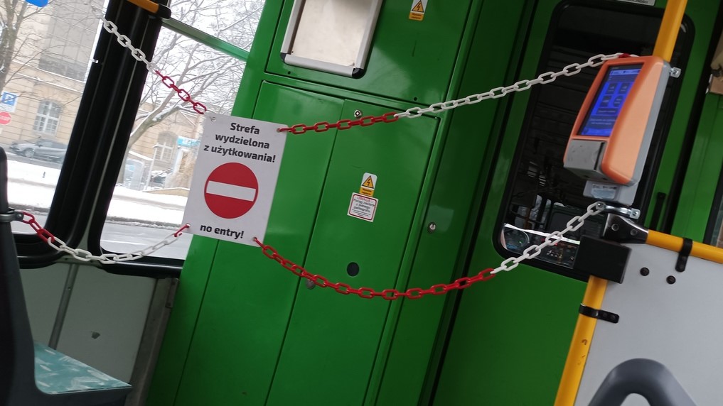 strefa wydzielona tramwaj strefa bezpieczeństwa - Wojtek Wardejn