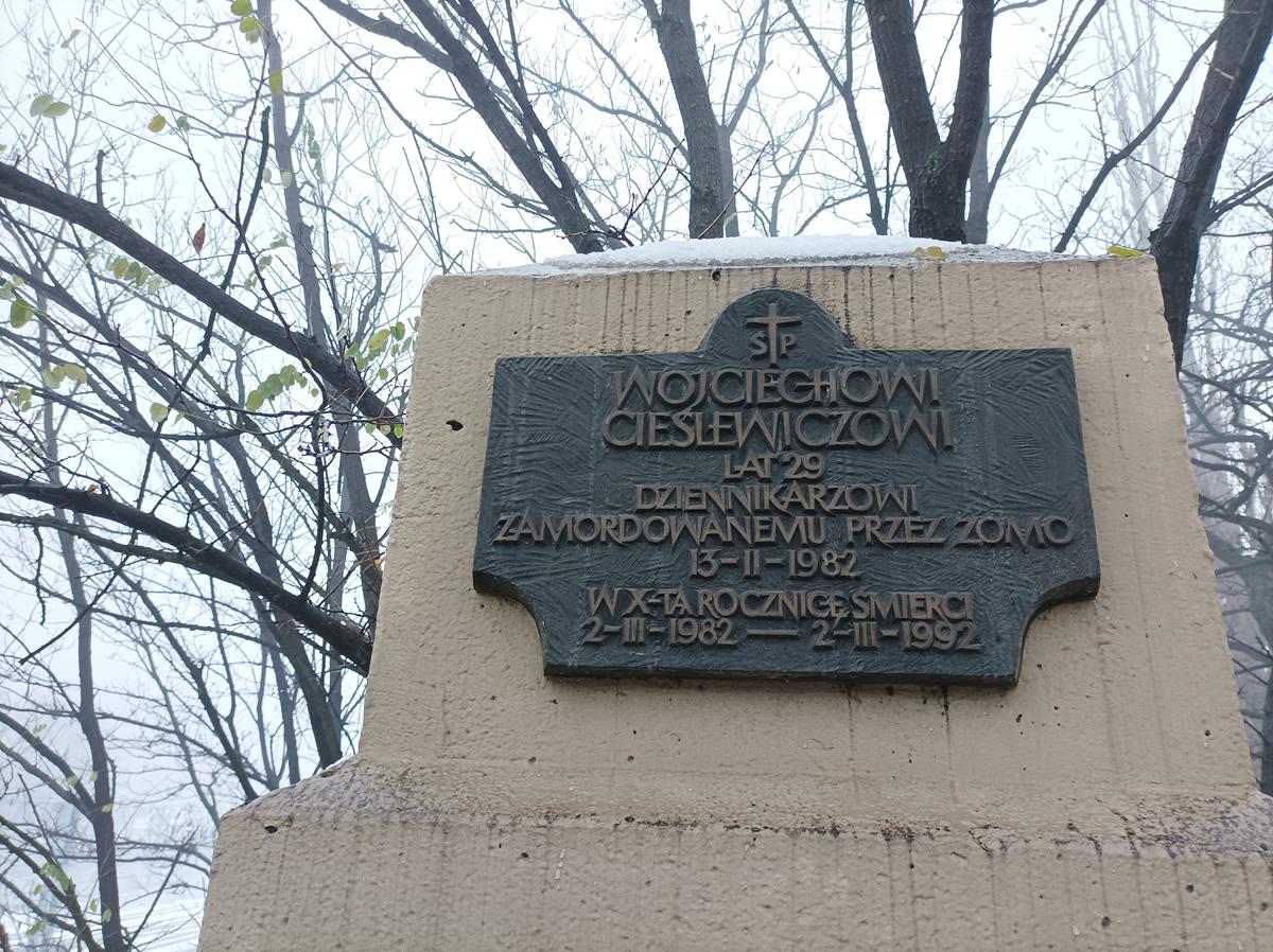 cieślewicz stan wojenny Krzysztof Nowak i Piotr Walerych internowani - Leon Bielewicz - Radio Poznań