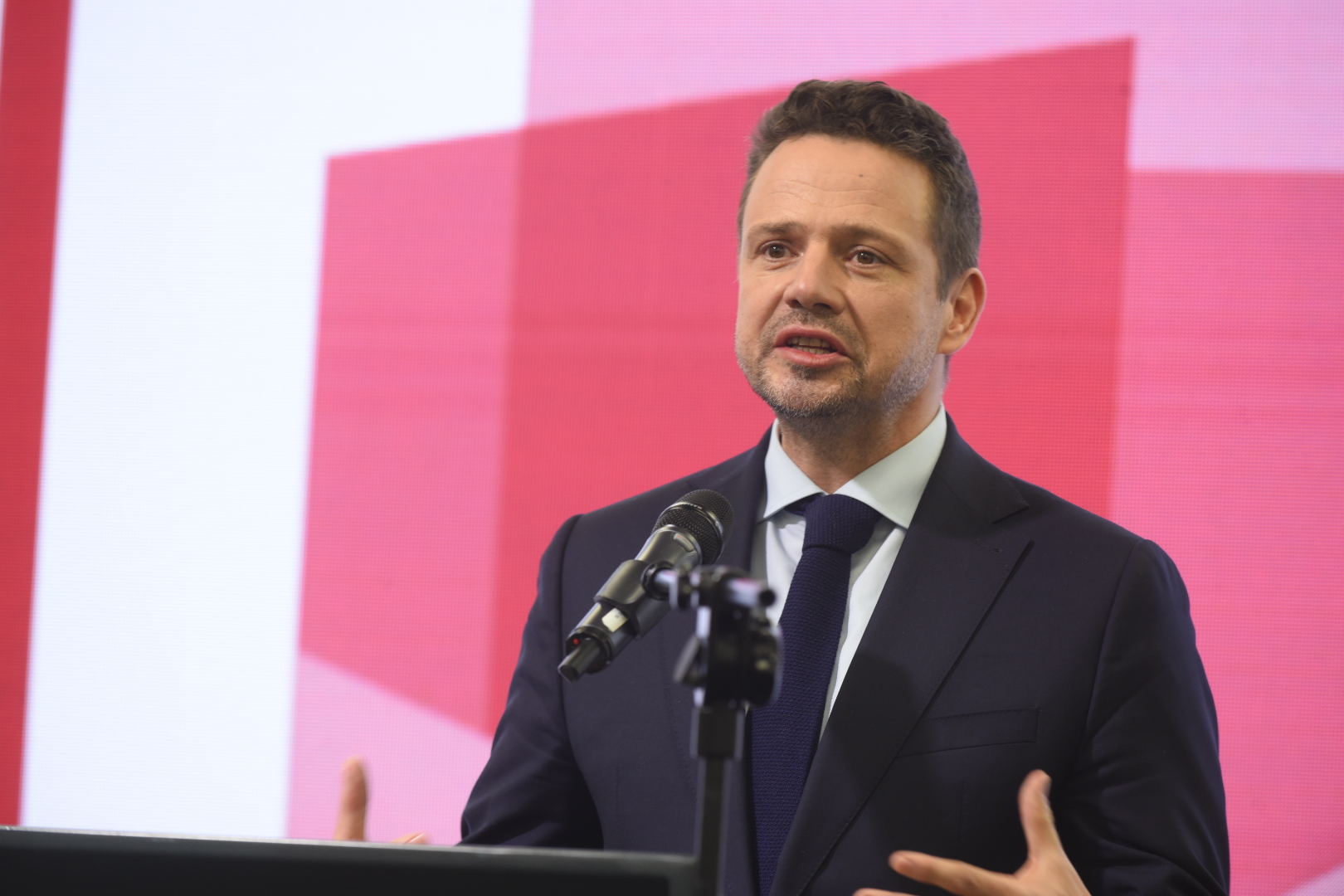 rafał trzaskowski  - Wojtek Wardejn