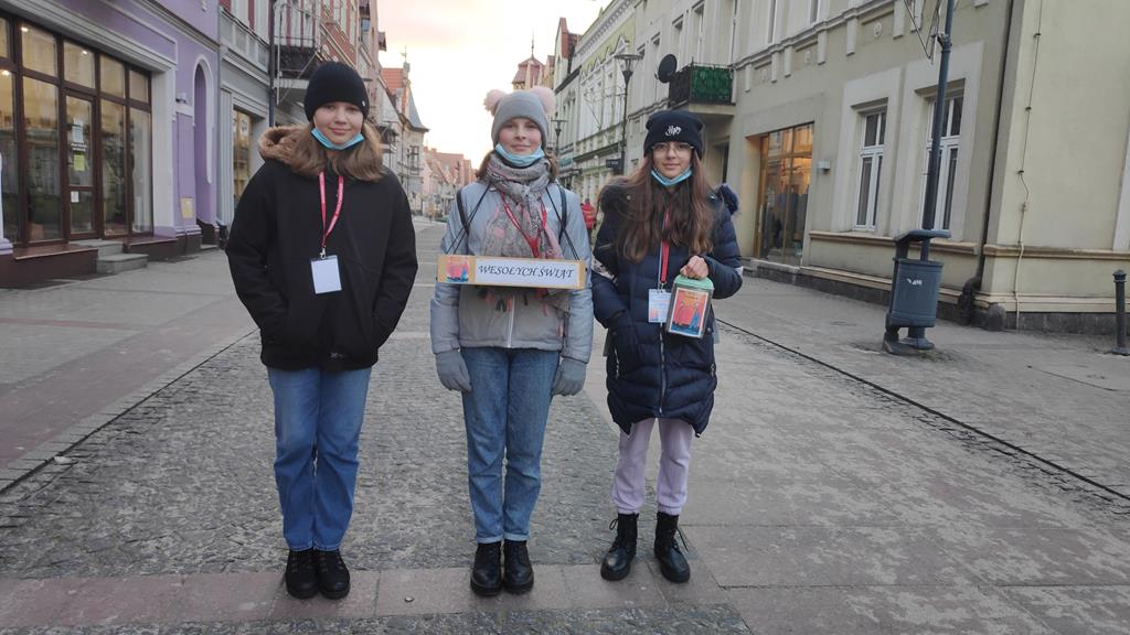 Dziewczynki z zapałkami czarnków - Przemysław Stochaj