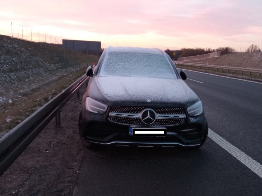 mercedes porzucony s5 - KPP Kościan