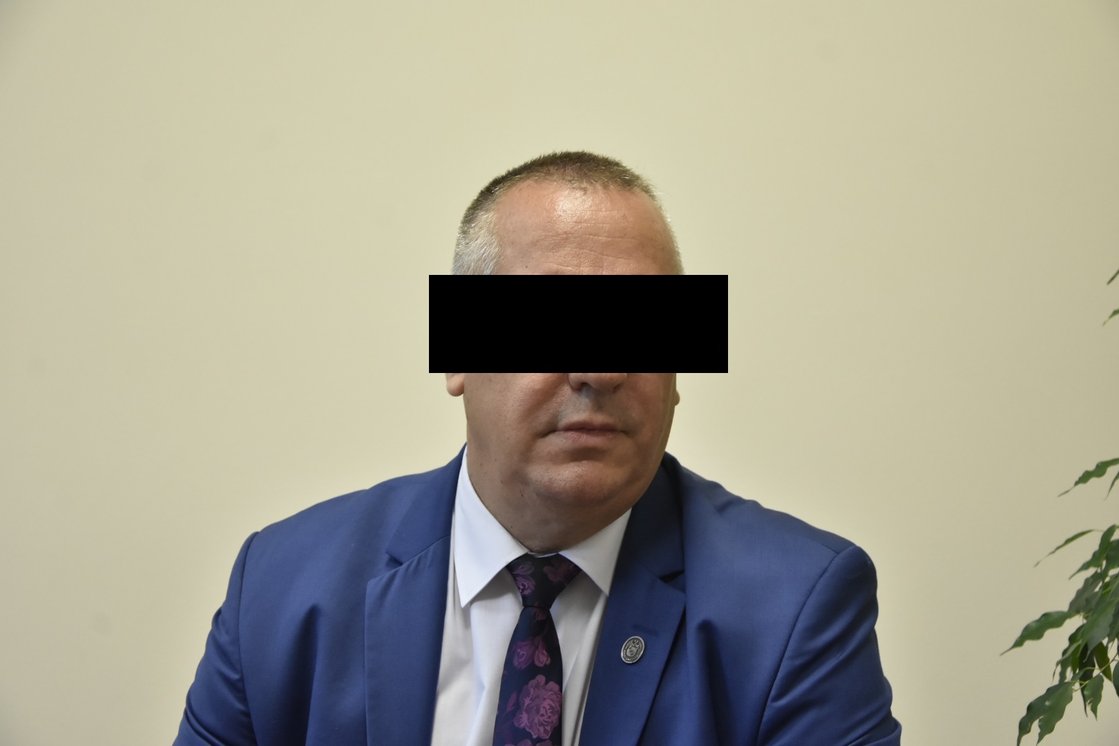 burmistrz murowanej gośliny urbański - Wojtek Wardejn