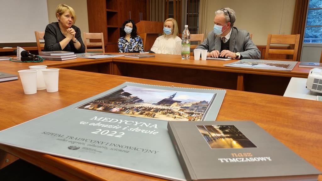 Album "Nasz Tymczasowy" - Magdalena Konieczna 