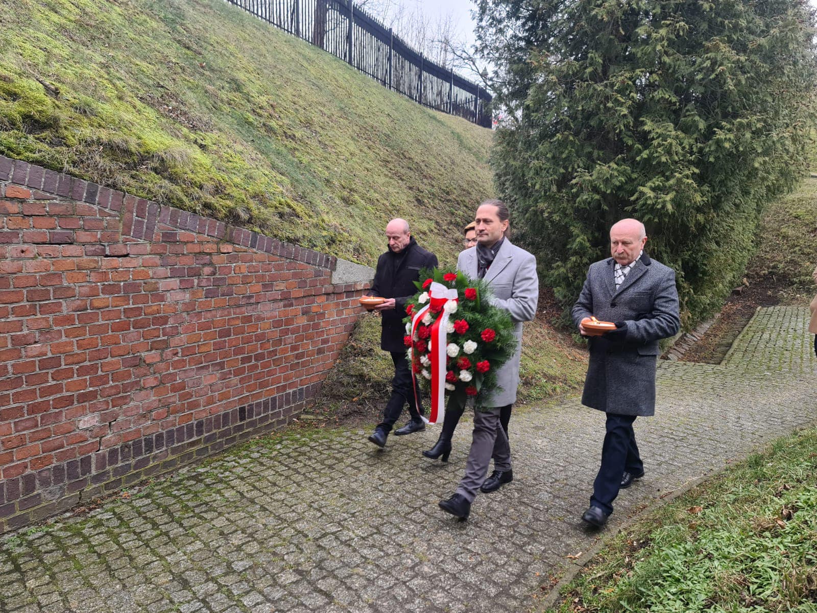 Zarząd powiatu międzychodzkiego odwiedził poznański Fort VII - Powiat Międzychodzki