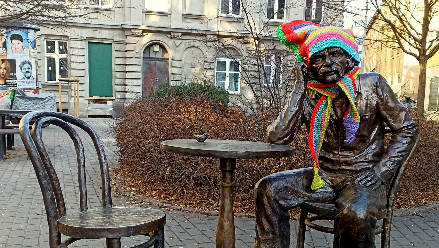 czapka szalik smoleń - FB: Krzysztof Deszczyński