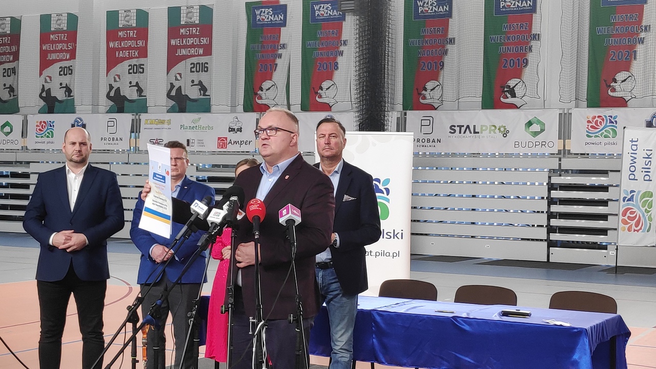 punkt obslugi po ukraińsku piiła - Przemysław Stochaj - Radio Poznań