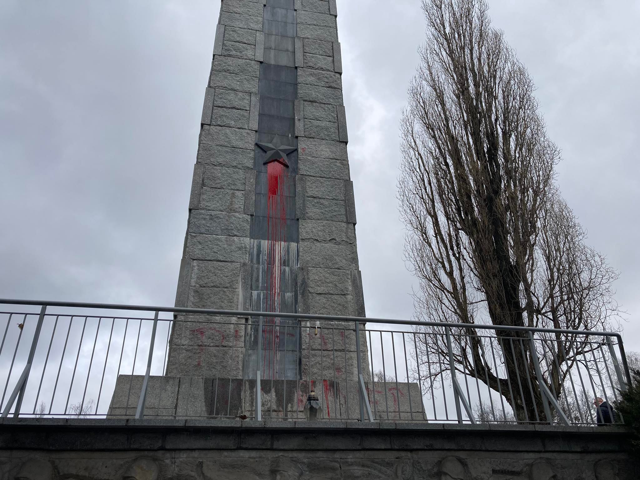 oblany obelisk na cytadeli gwiazda cytadela - Adam Michalkiewicz 