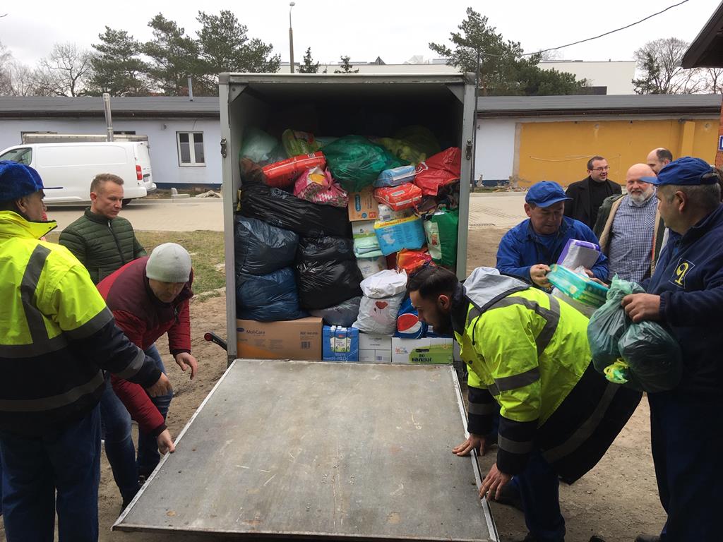 Ponad trzy tony darów dla Ukraińców przyjechały z Niemiec do Leszna - Jacek Marciniak