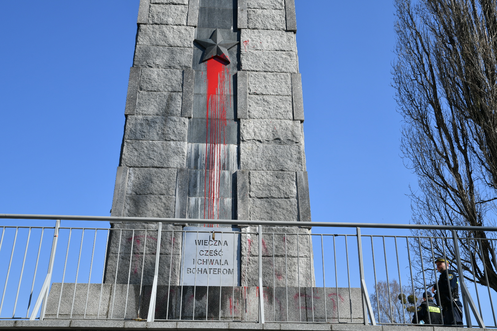 pomnik armia czerwona gwiazda cytadela pomnik cytadela - Wojtek Wardejn - Radio Poznań
