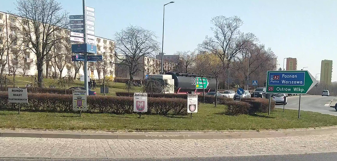 skwer przyjaźni skwer solidarności konin - Sławomir Zasadzki - Radio Poznań