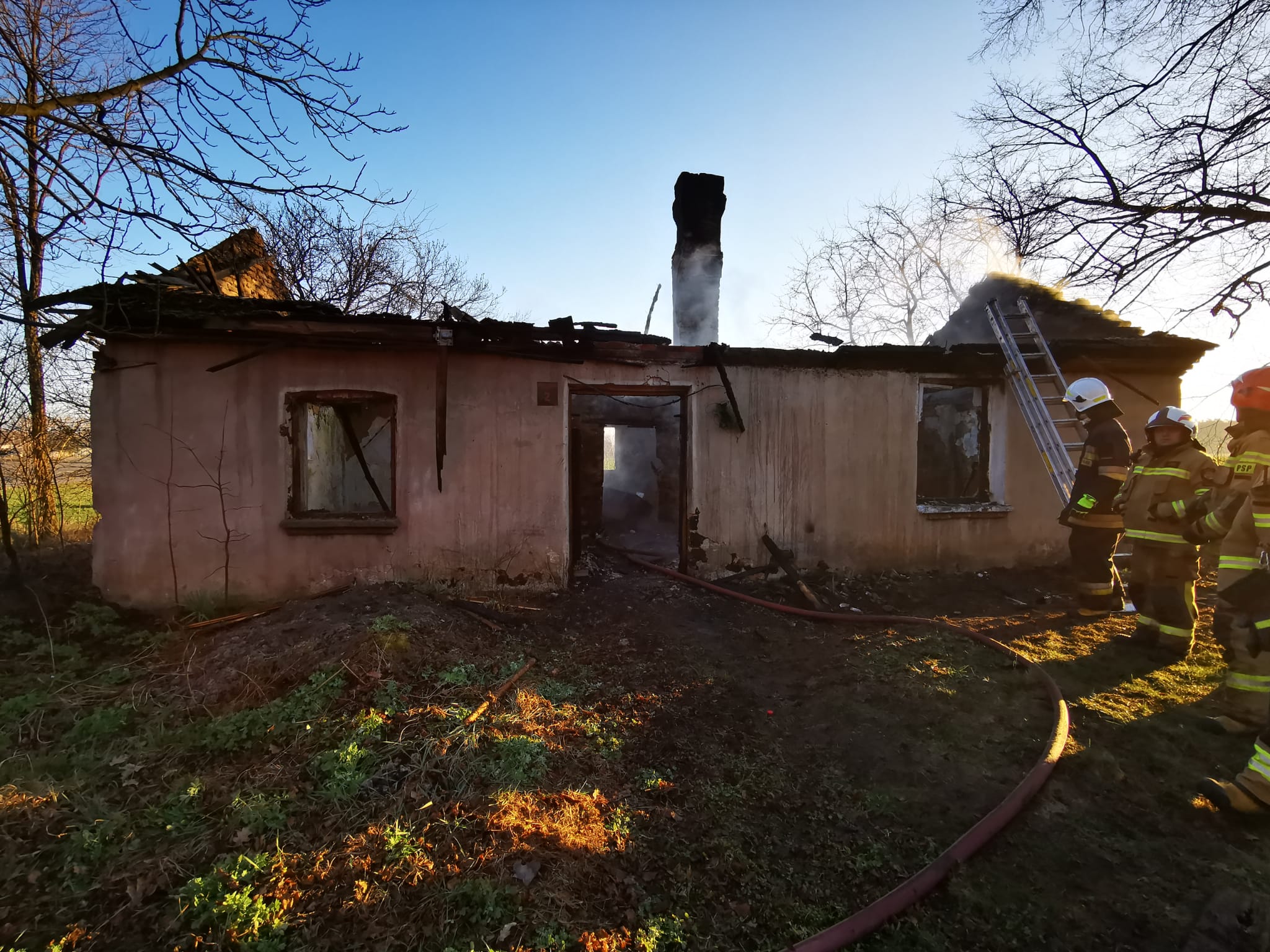 pożar w miejscowości Przystajnia-Folwark w powiecie kaliskim - PSP Kalisz