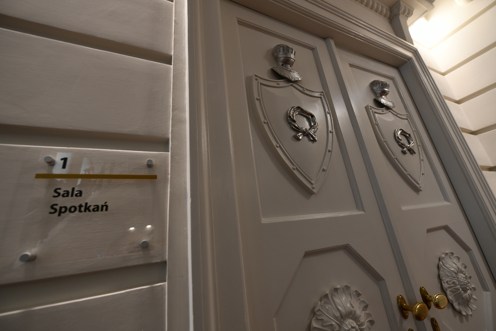 remont biblioteka raczyńskich - Wojtek Wardejn - Radio Poznań